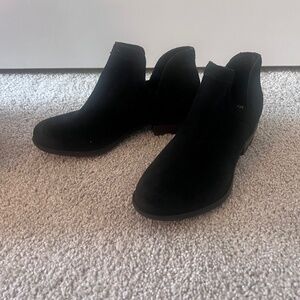 Sorel Women’s Suede Ankle Bootie